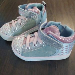 Size 6T Skechers Twinkle Toes